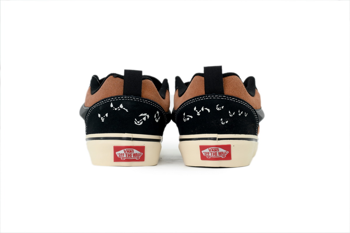 Disney x Vans Knu Skool Scar VN0009QCYS8