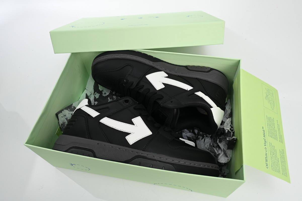 OFF-WHITE Out Of Black Skin And White Tail OMIA18 9C99LEA00 41001