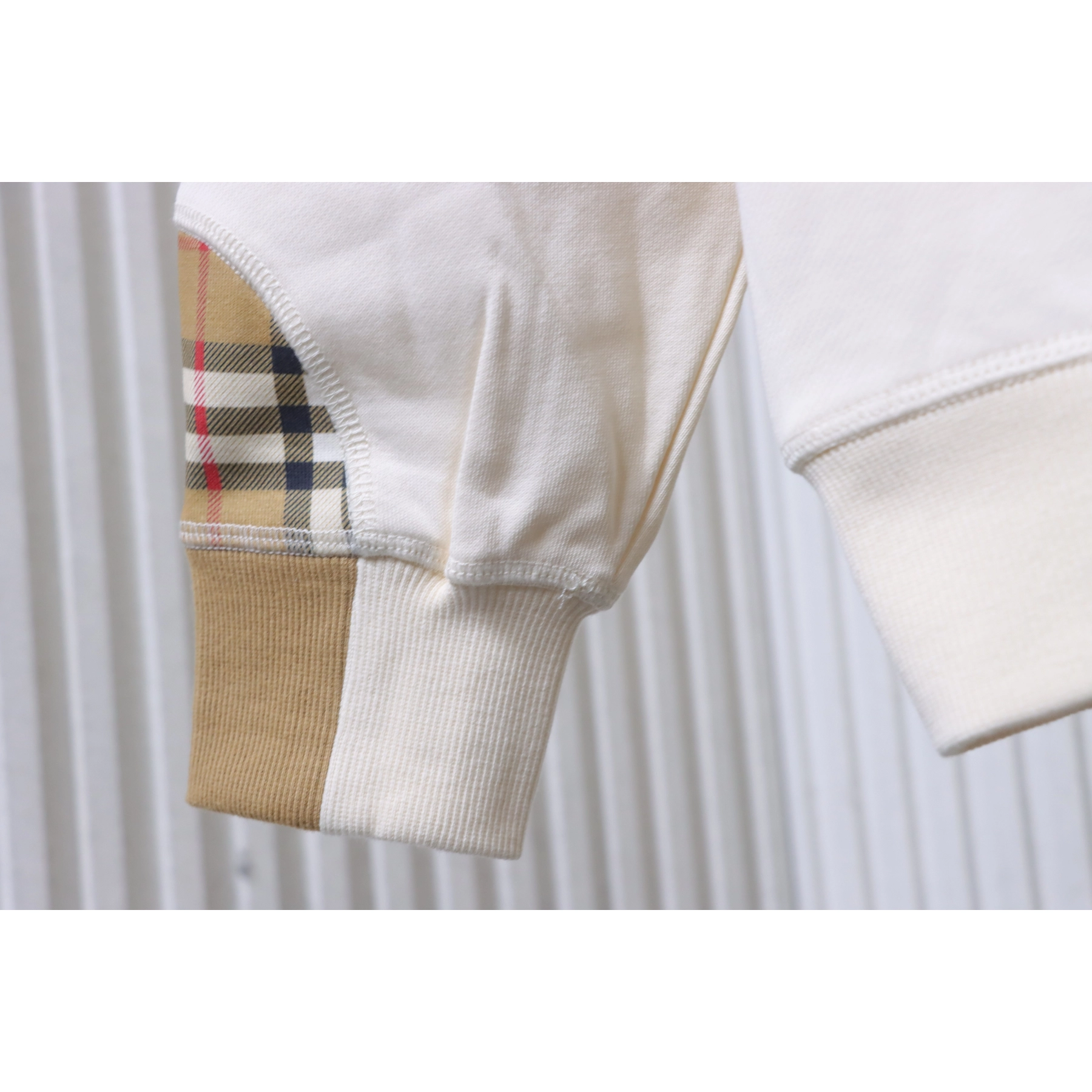 Burberry Check-Pocket Crewneck Sweatshirt White