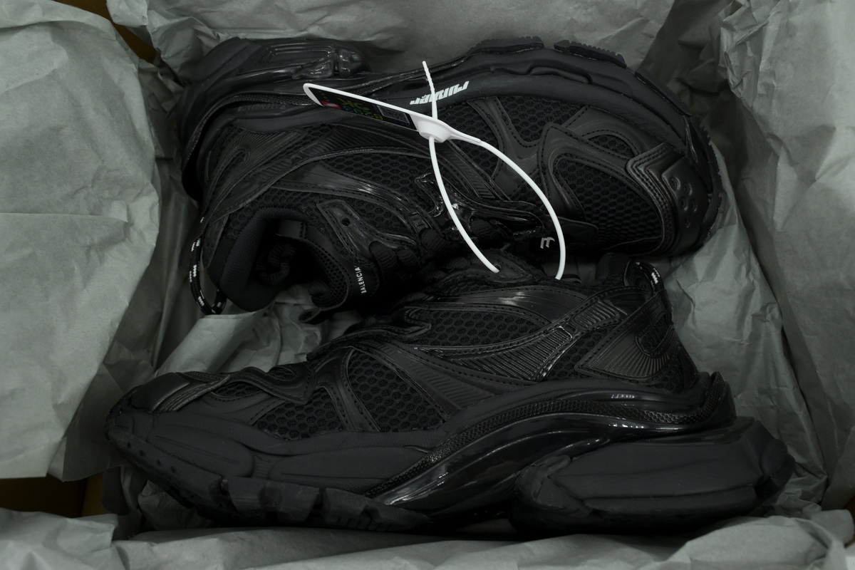 Balenciaga Running Shoes Black 779064 W3RXP 1090