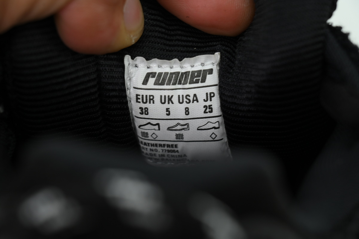 Balenciaga Running Shoes Black 779064 W3RXP 1090