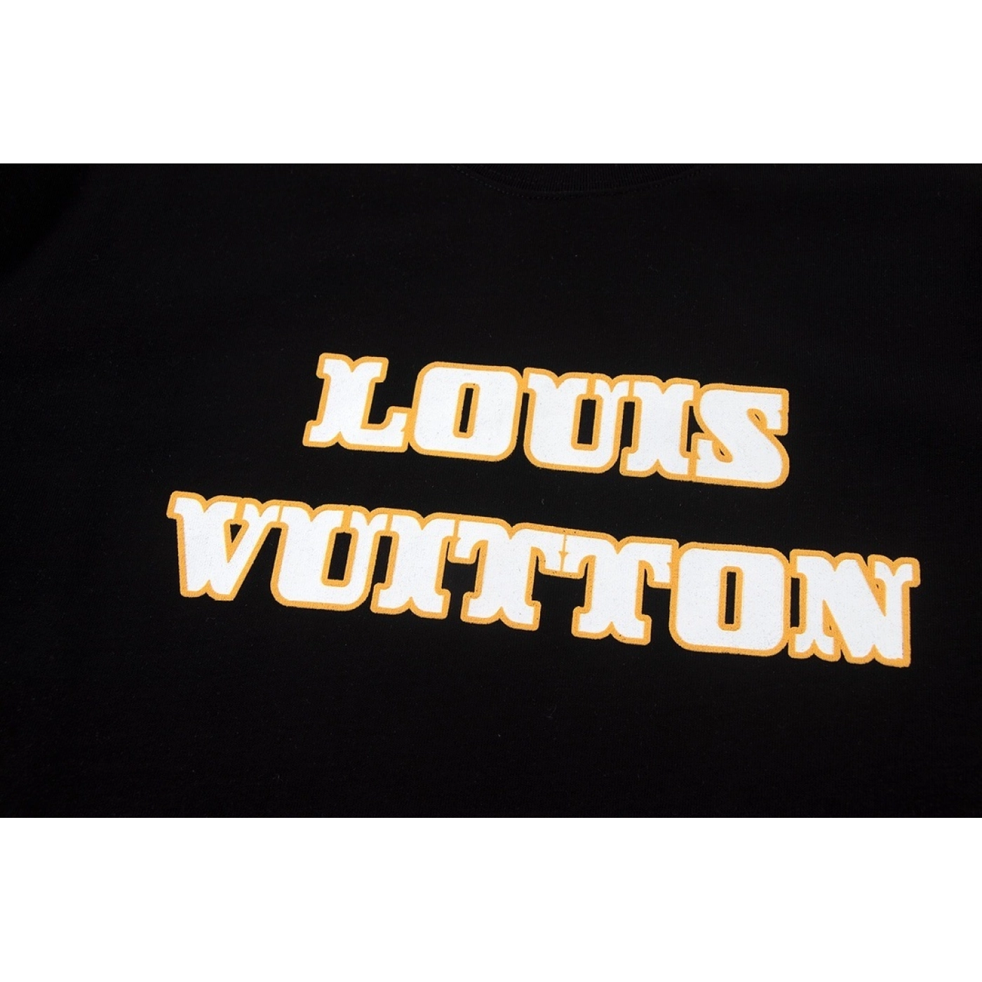 Louis Vuitton T-shirt W2643