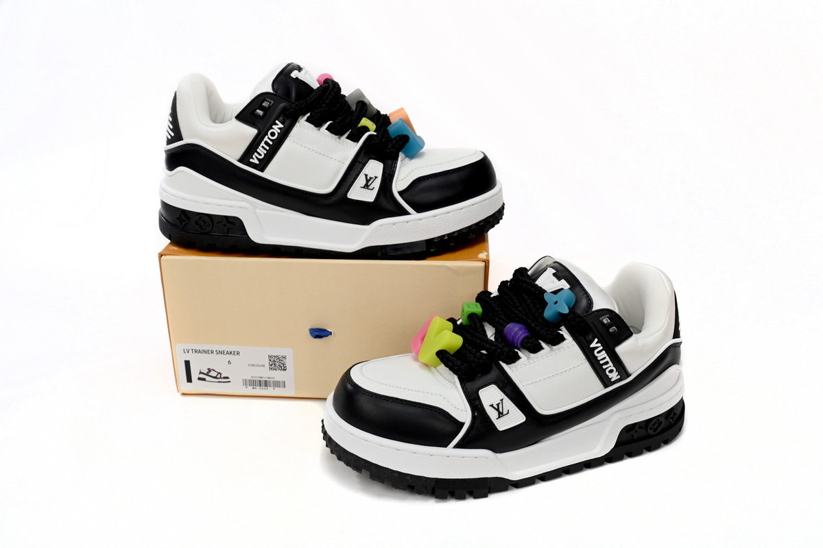 Louis Vuitton Black And White 1AB8SD