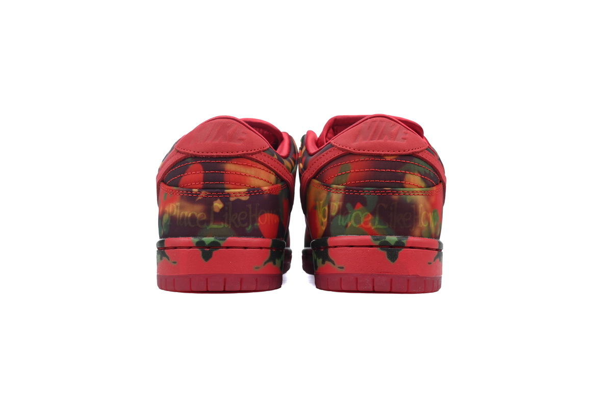 Nike SB Dunk Low The Wizard of Oz Poppy Field FZ1291-600
