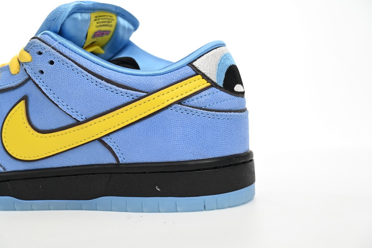 The Powerpuff Girls x Nike SB Dunk Low Bubbles