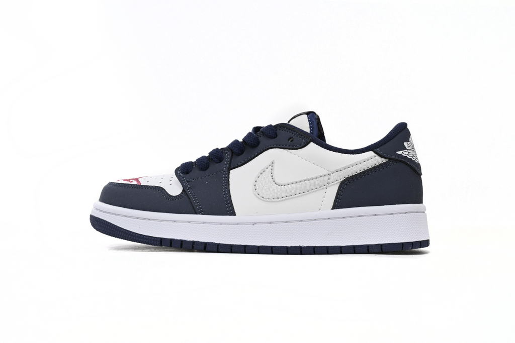 Jordan 1 Low SB Midnight Navy CJ7891-400