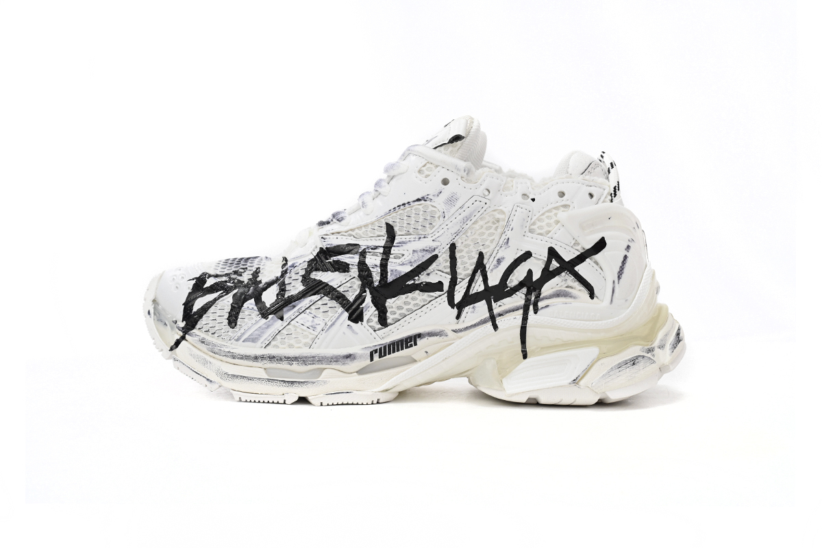 ( More Dirty) Balenciaga Runner White And Black Characters 677402 W3RBQ 9010