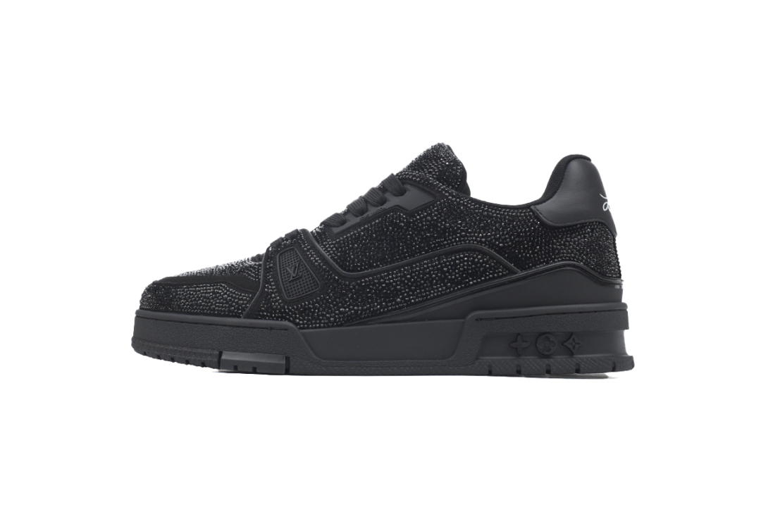 Louis Vuitton Trainer Full Black Diamond Sneakers