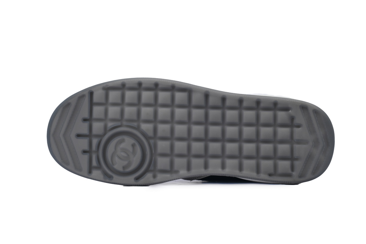 Chanel Stylish Skateboarding Shoes Black White