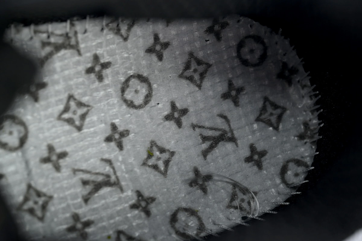 Louis Vuitton Runner Tatic Black