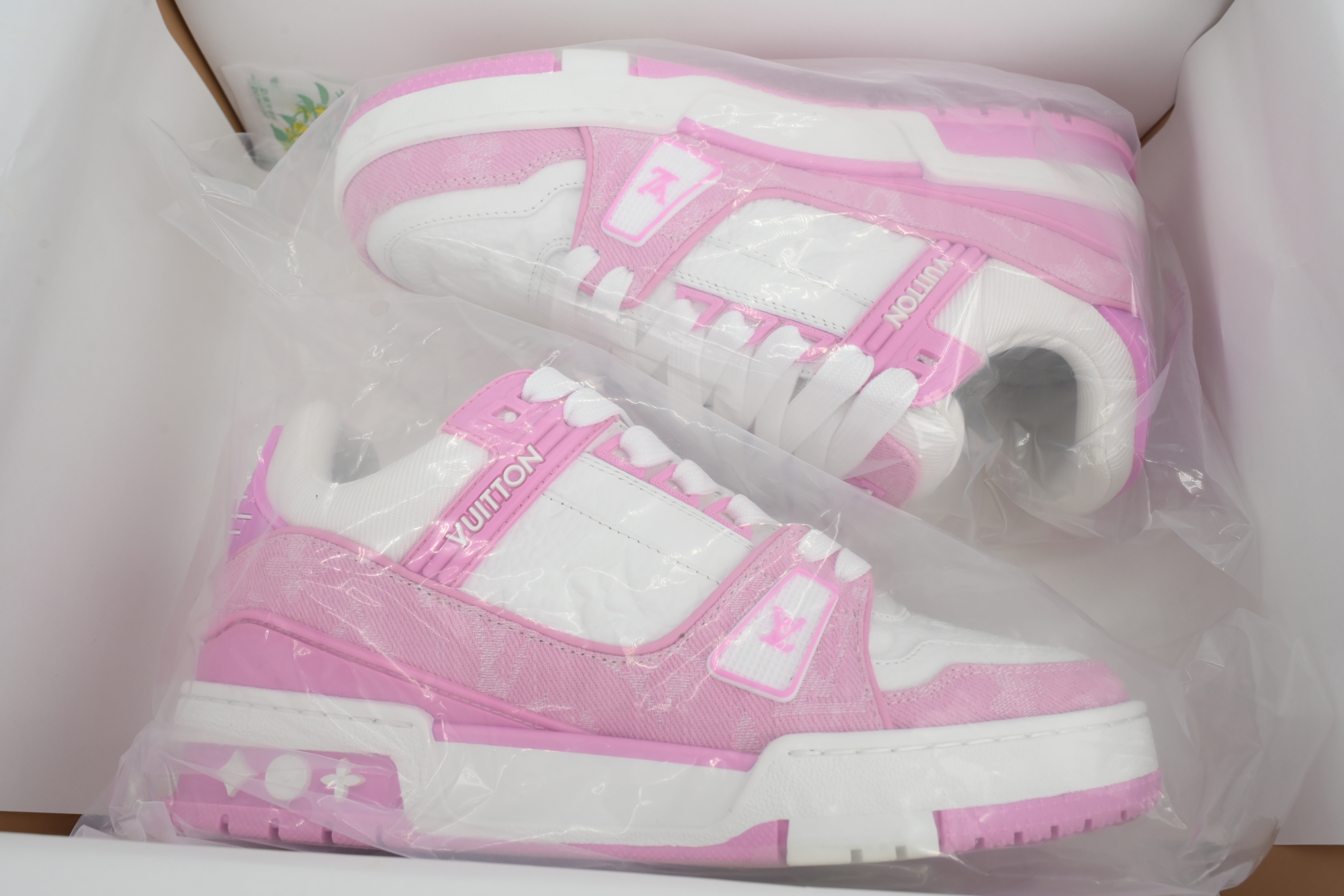 LOUIS VUITTON Pink Cowboy