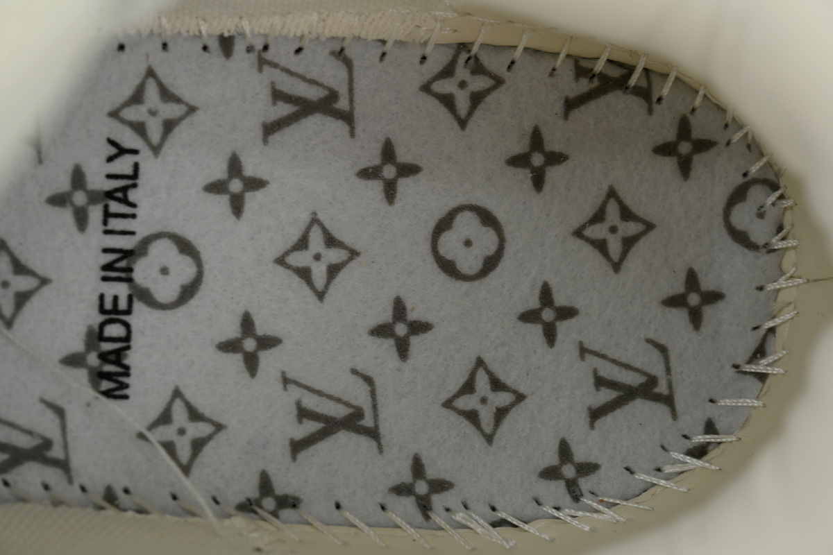 Louis Vuitton LV Skate Sneaker Knitted Collar Khaki 1AHSWN