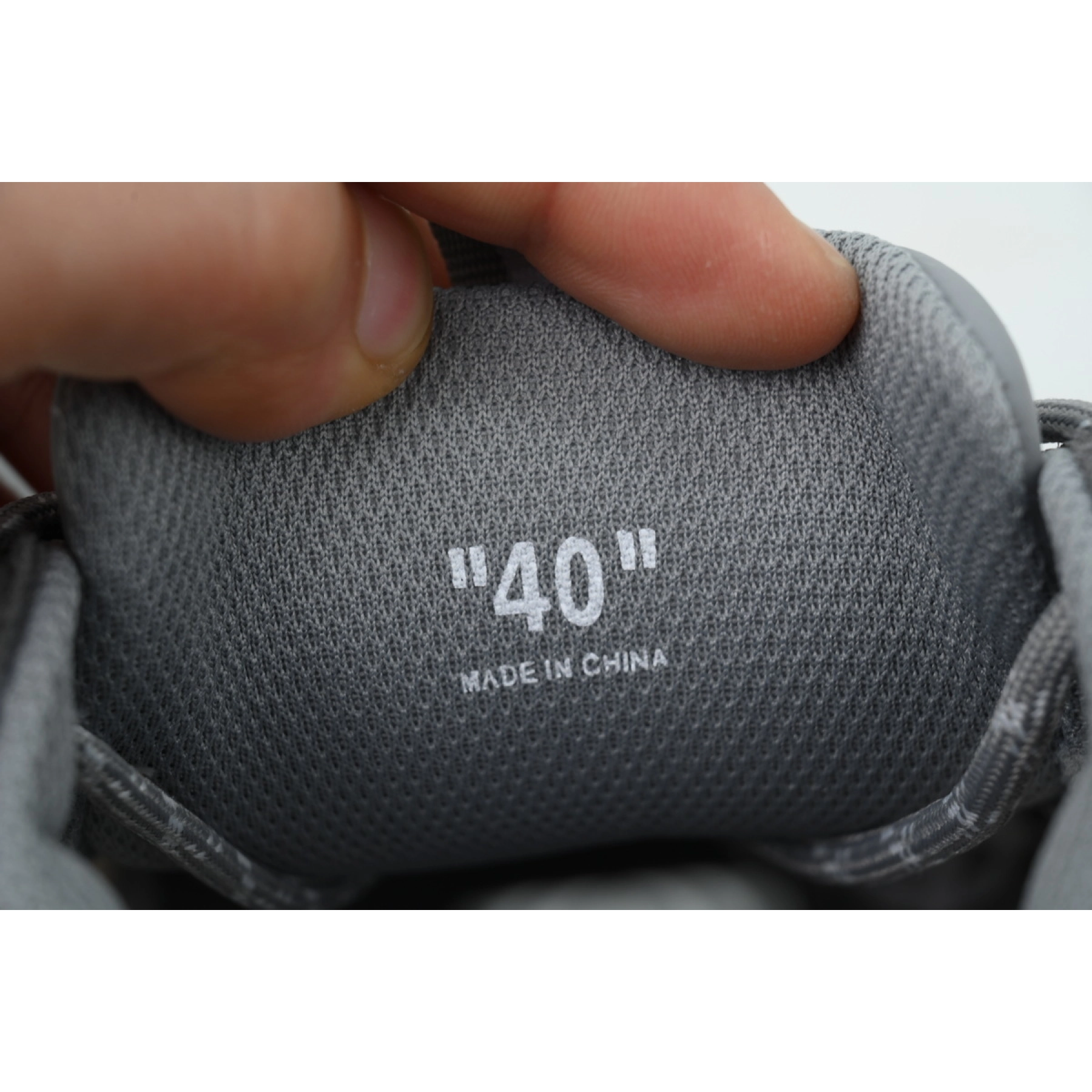 Off-White Be Right Back Grey OWIA289F 25LEA001 0805